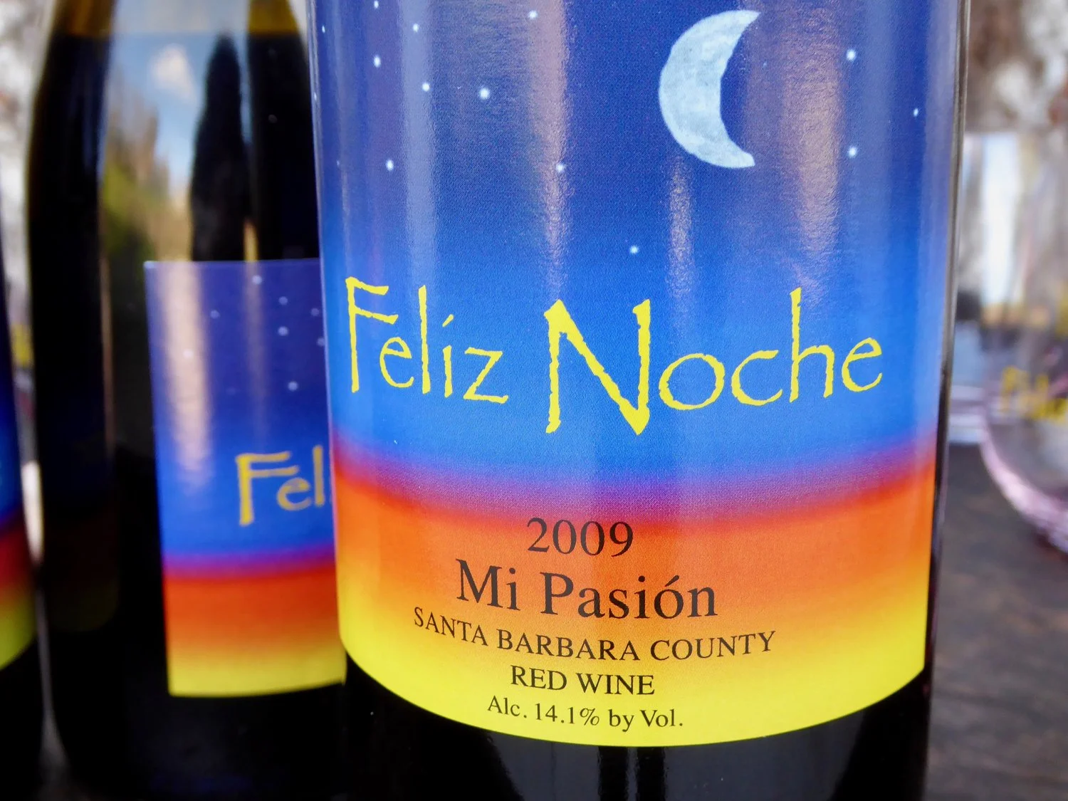 VISIT THE TASTING ROOM