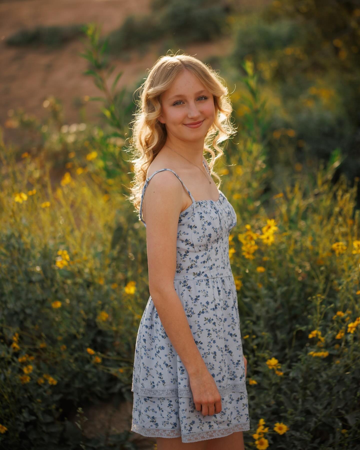 This is a good reminder of how beautiful is Arizona in the spring 🌼 Meet beautiful Helayna for her Portrait Session.  She is such a beautiful girl inside and out!

Teen Sessions are such a gift, the teen years are filled with memorable moments and m