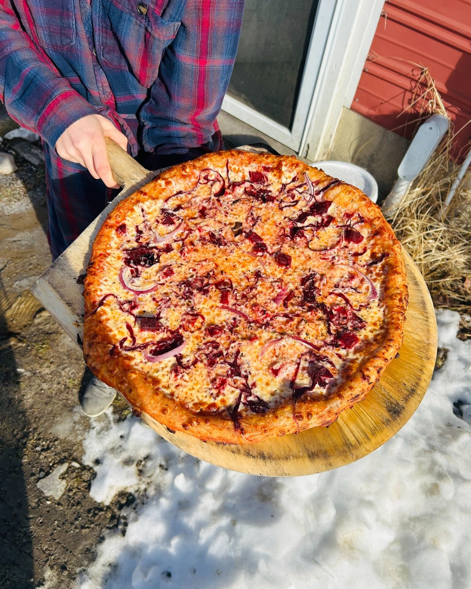 We would like to introduce you all to the Purple Beet-zza Eater! 

What *is* the Purple Beet-zza Eater you may ask? It's this Friday's pizza special! Start with one of our delicious pizzas made with our handmade thin crust and fresh homemade sauce, s