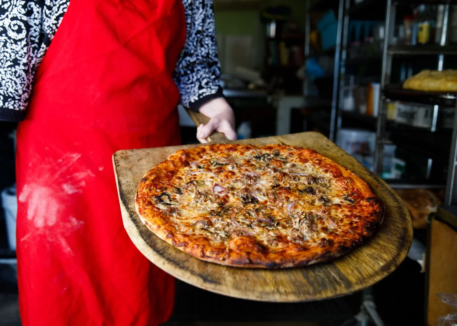 Did you know that Friday Pizza Night happens all year long?! We may not have music during the winter season, but we do have a cozy cafe, wine and beer, sodas, and hot pizza fresh from the oven. 

Friday Pizza Night Special:
Beets 
Feta 
Pesto