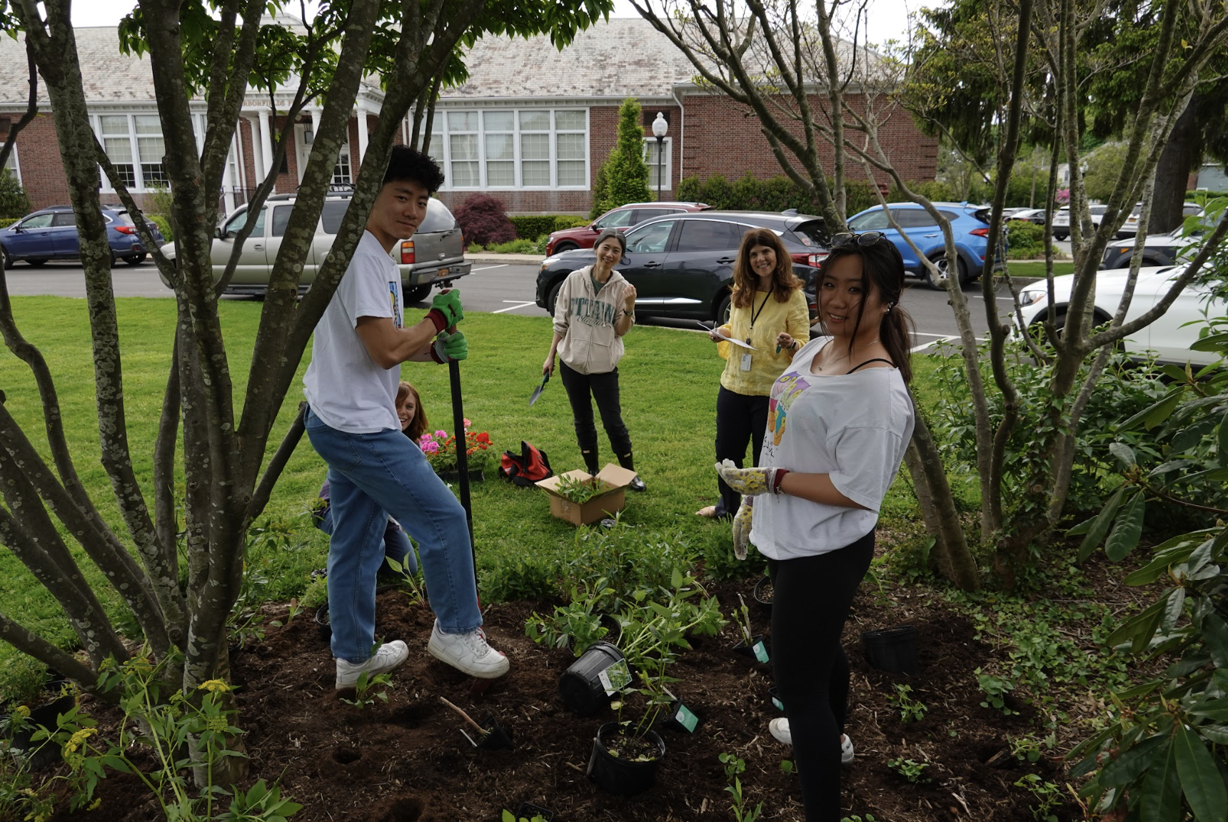 Harborfields Lib Harborfields Public Library '24 — ReWild Long Island