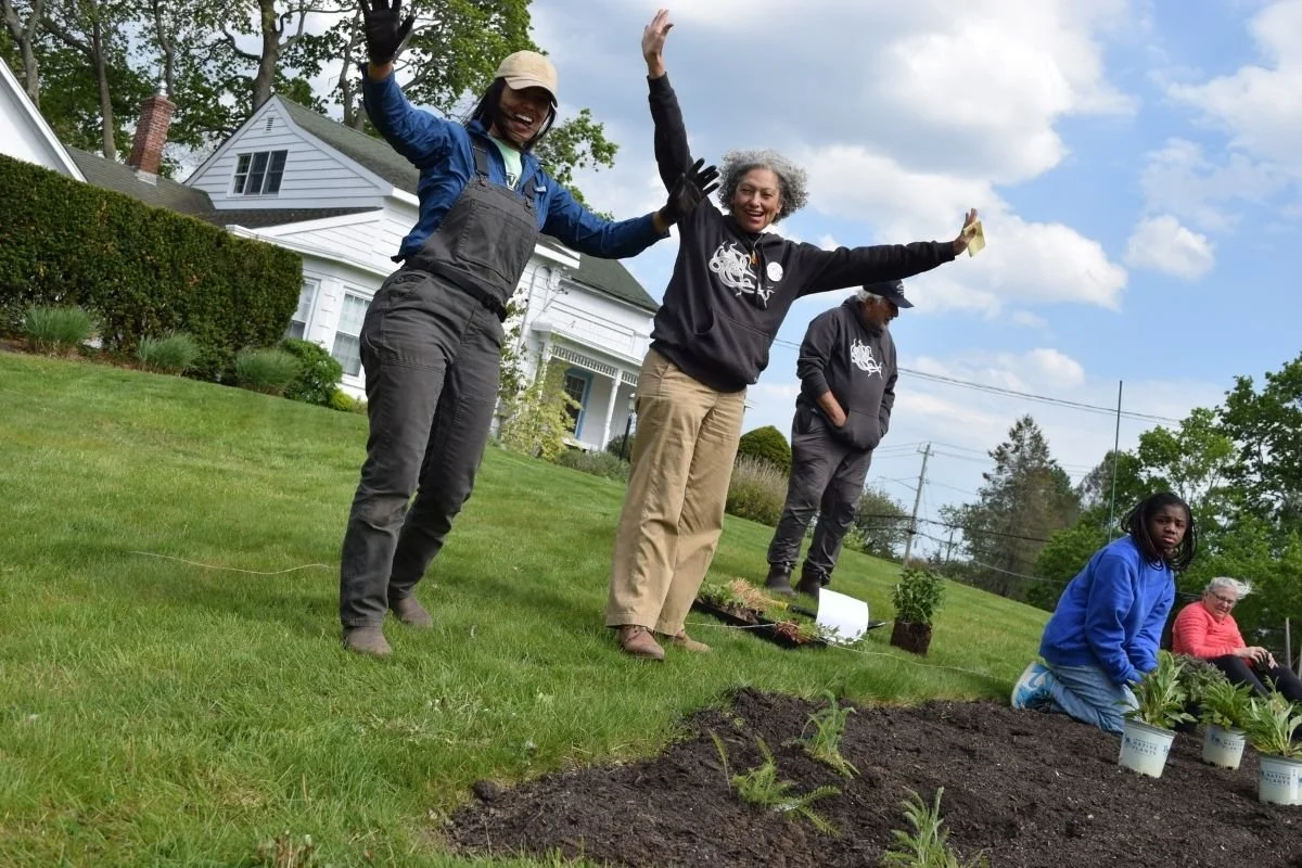 Volunteer Fun on Planting Day