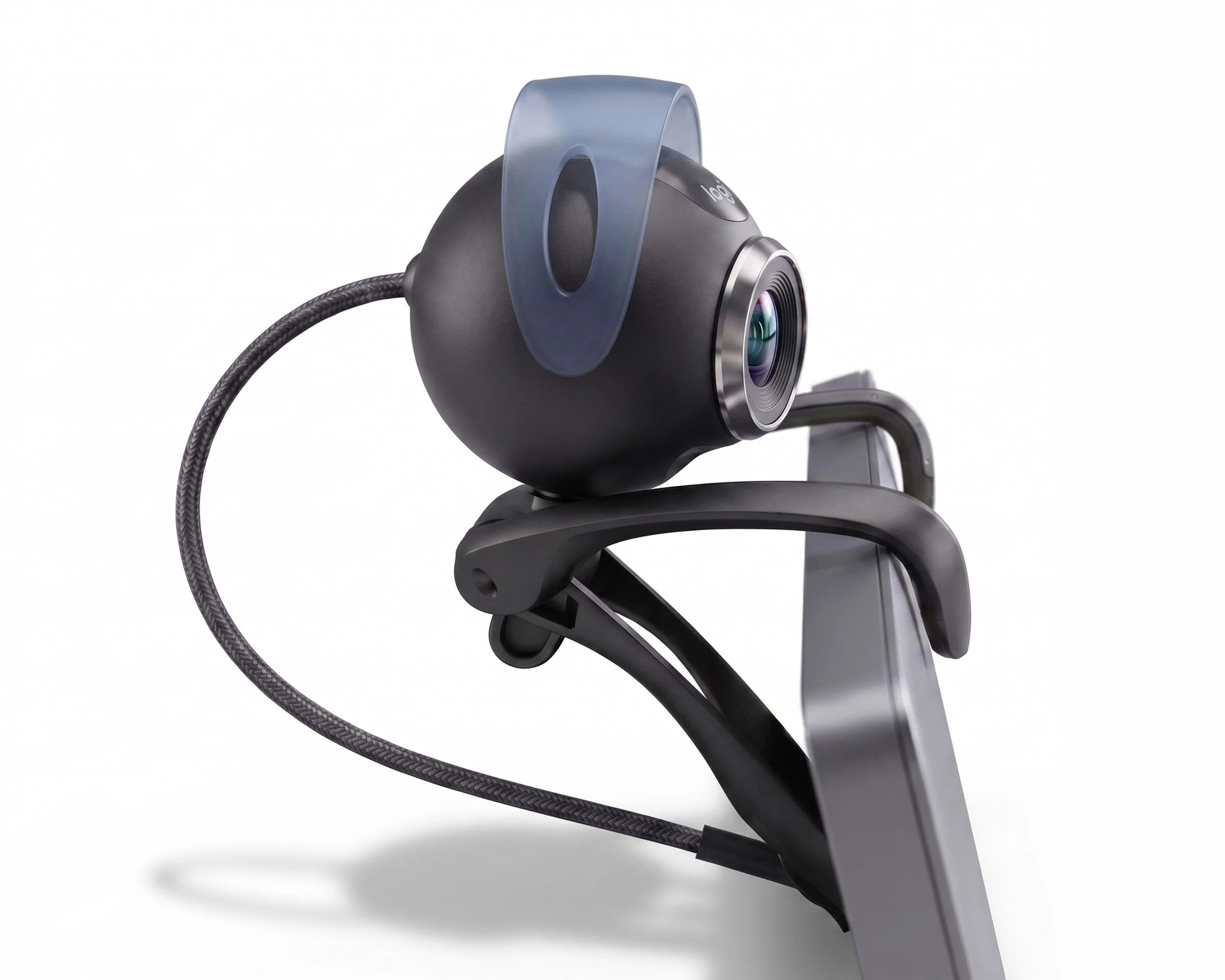 logitech-smart-clip-side-2500-2000.jpg