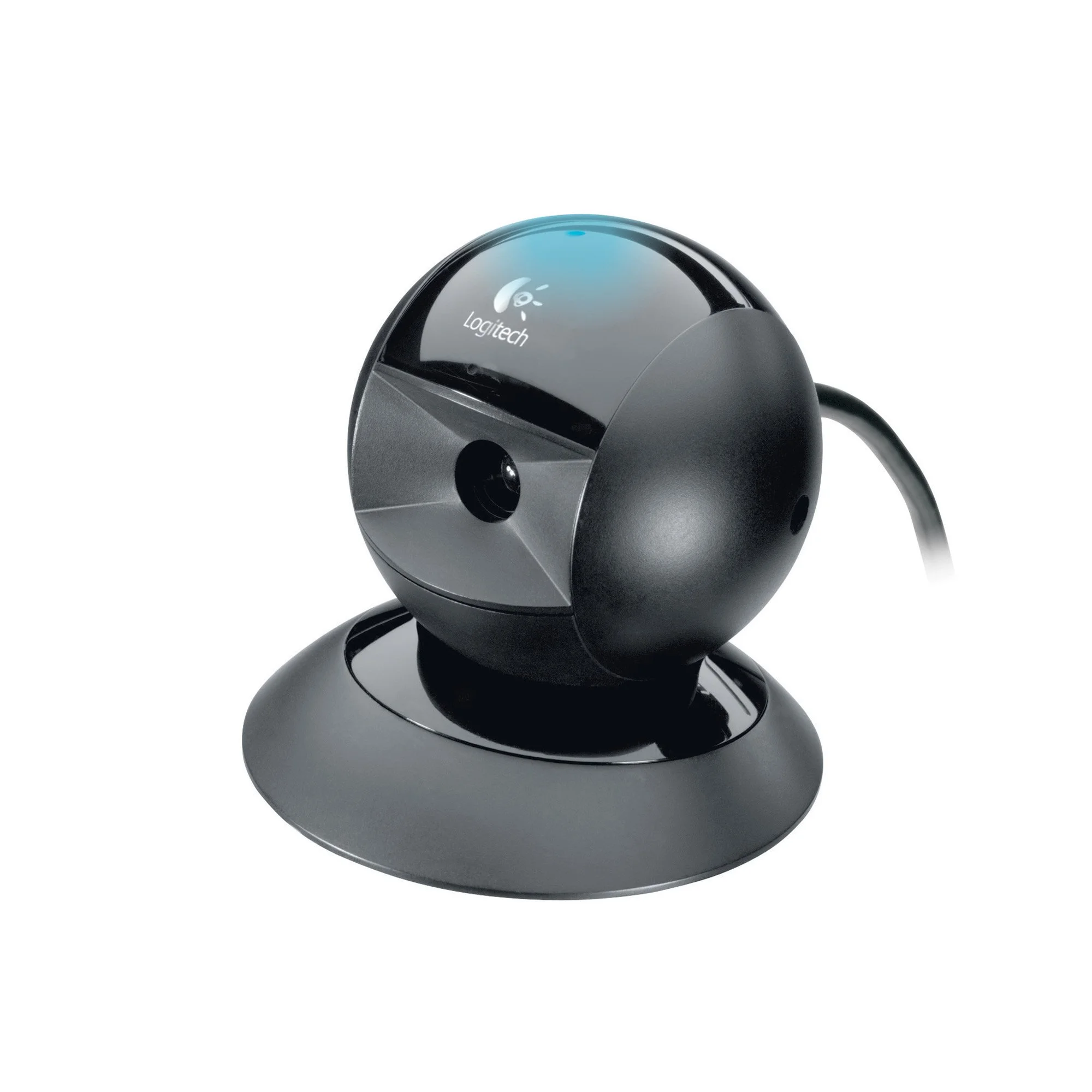 logitech-quickcam-communicate-stx-on-base-3-quarter.jpg