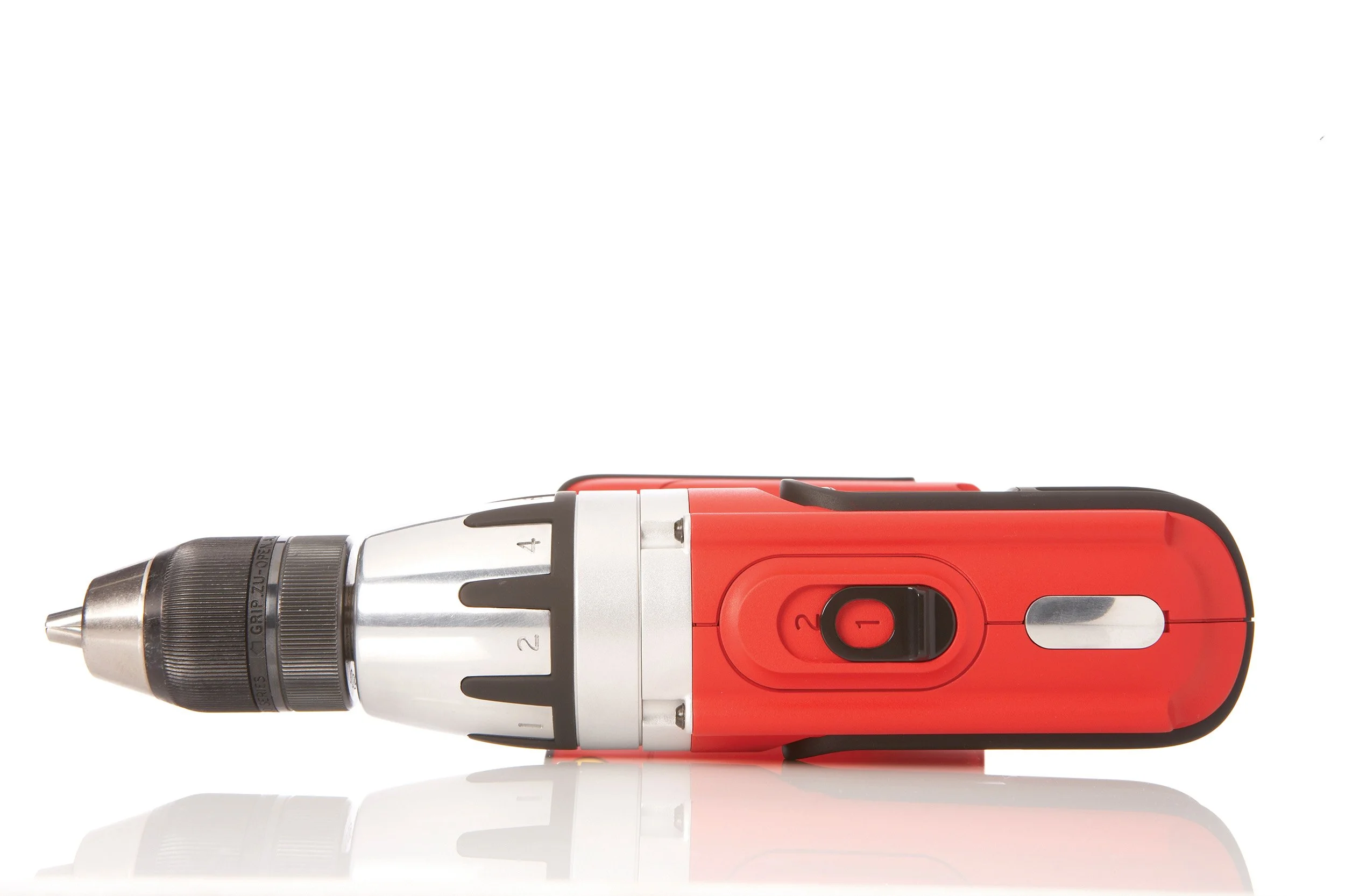 craftsman-cordless-power-tools-physical-models-drill-laying-flat.jpg