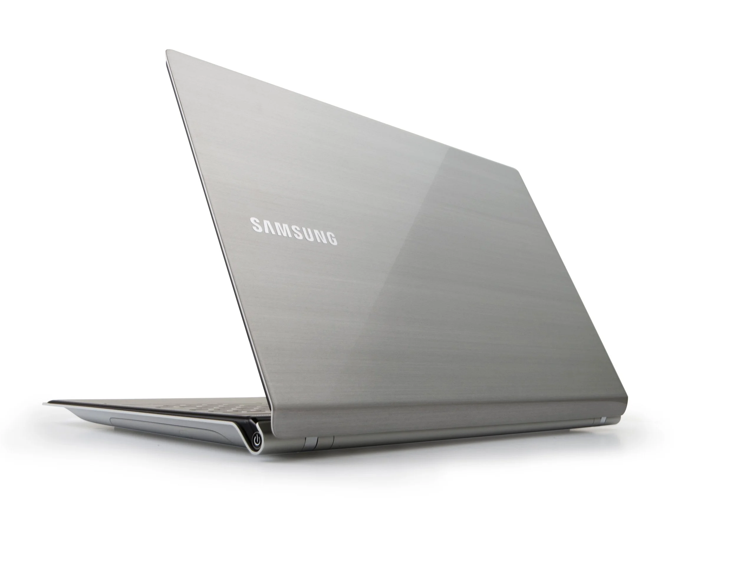 samsung-notebook-bolo-rear-open-cropped.jpg