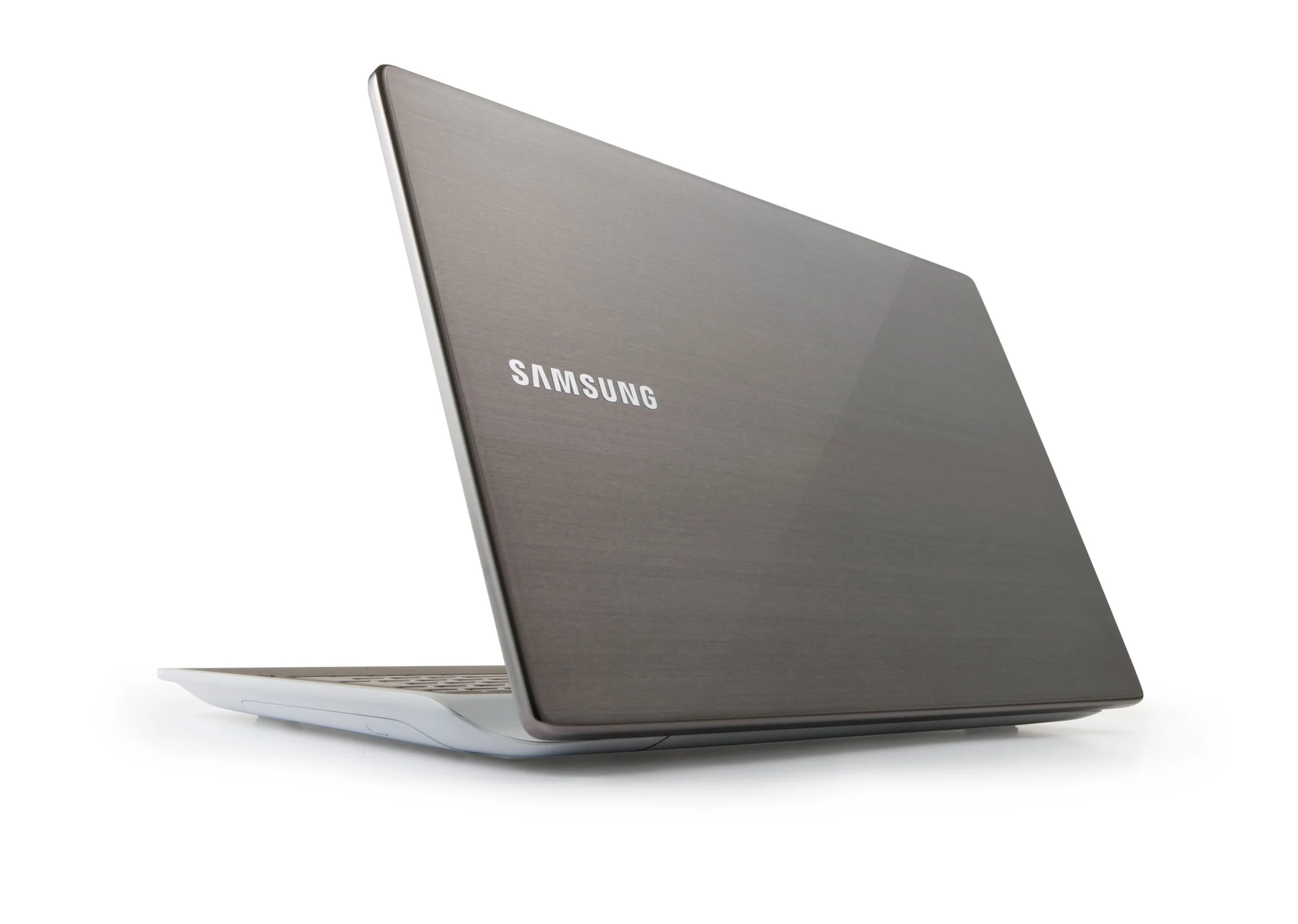 samsung-notebook-solo-rear-open-2500-1780.jpg
