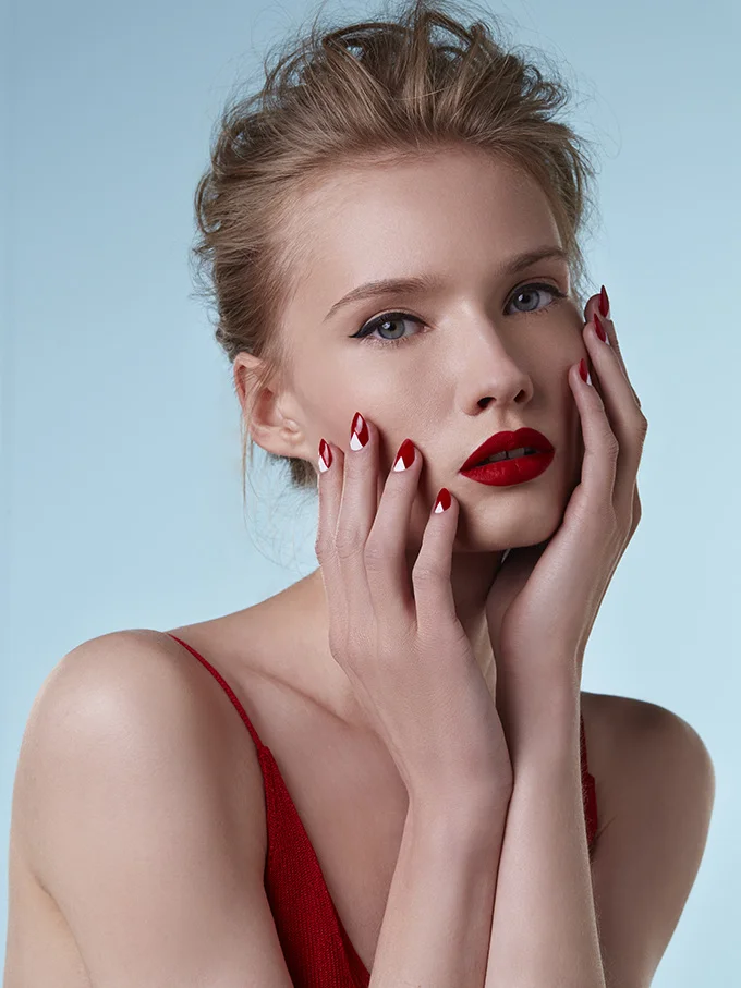 Red and Nude
