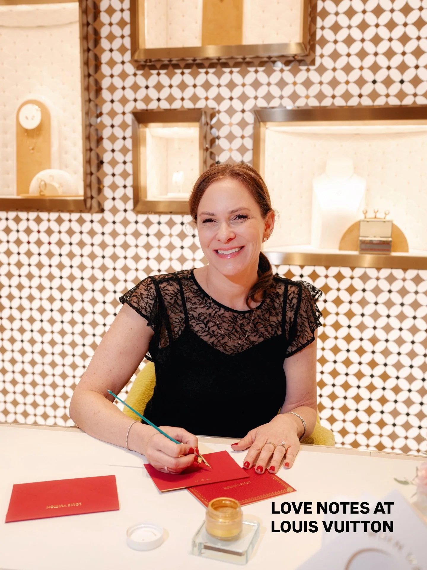 J&rsquo;aime @louisvuitton 🩷💼❤️ There is no shopping experience quite like one at a Louis Vuitton boutique! And their Valentine&rsquo;s Day events in Dallas were no exception. Artisans and activations around the store, champagne and chocolates galo