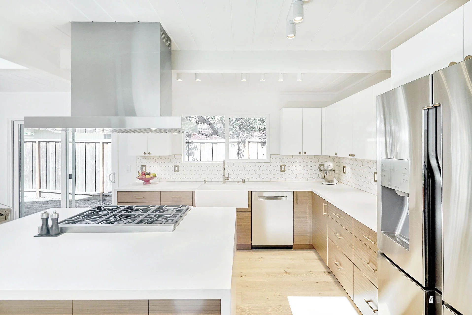 contemporary-kitchen-eichler-mountain-view-7.jpg