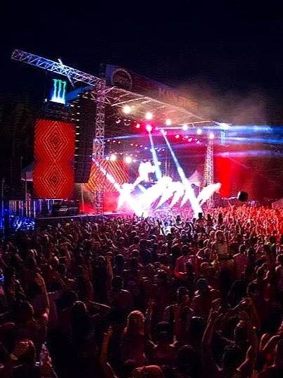 CenterOfGravity_Production_03.jpg