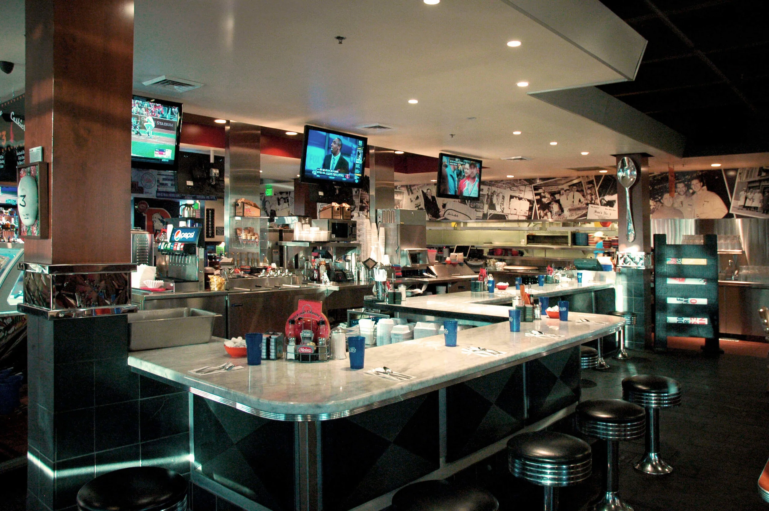  Restaurant Interior 
