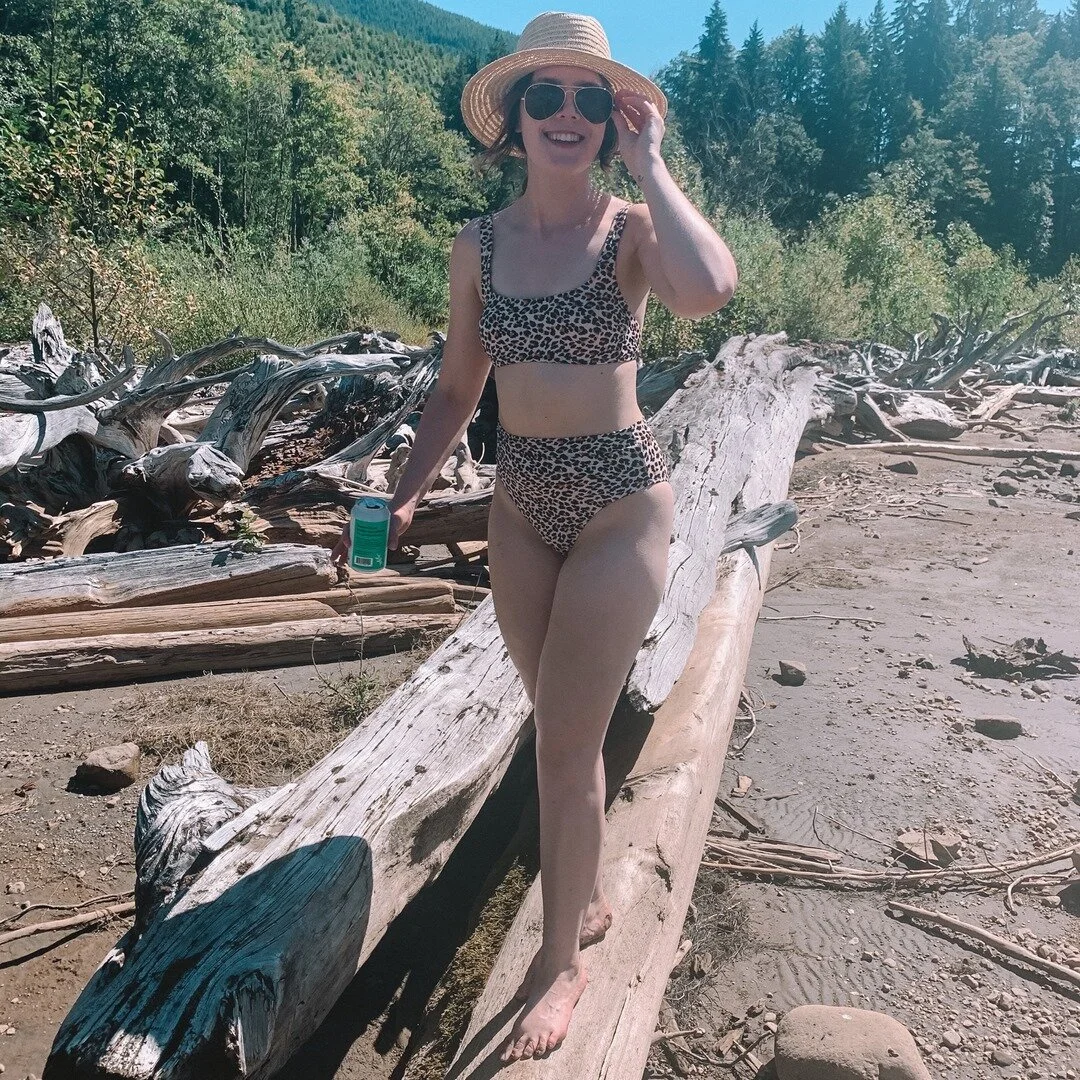 I wonder what the little girl version of Tati would think of the woman I am today?⁣⠀⠀⠀⠀⠀⠀⠀⠀⠀
⁣⠀⠀⠀⠀⠀⠀⠀⠀⠀
I bet she would wish that I spent less time worrying about what I looked like or what people thought of me or the choices I made. I bet she would 