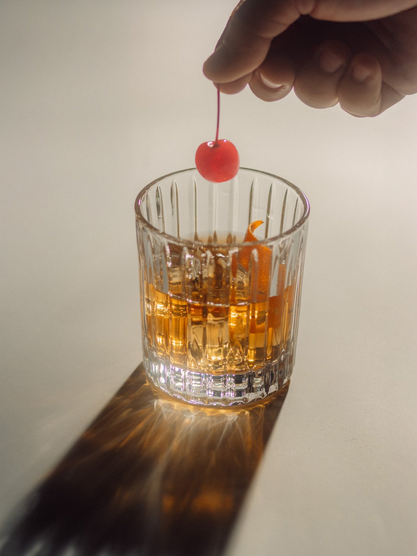 Let&rsquo;s end 2025 with a cherry on top.
.
.
.
#practiceyourcraft #nye2025 #canoneosr #productphotoshoot #irishwhiskey