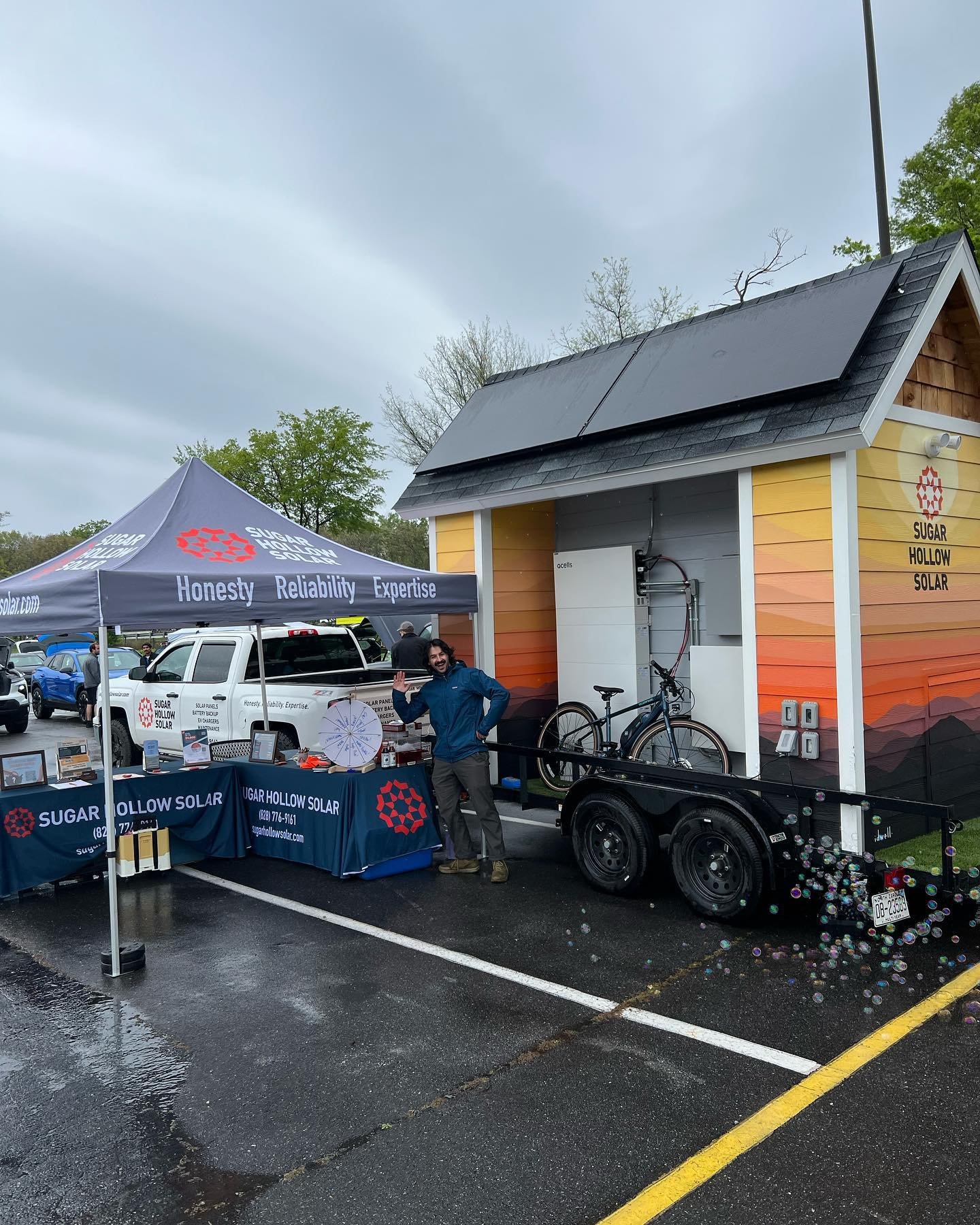 Rain or shine, and today it&rsquo;s rain- we&rsquo;re here to brighten your day the Sugar Hollow Way! #driveelectric @landofsky_cvc