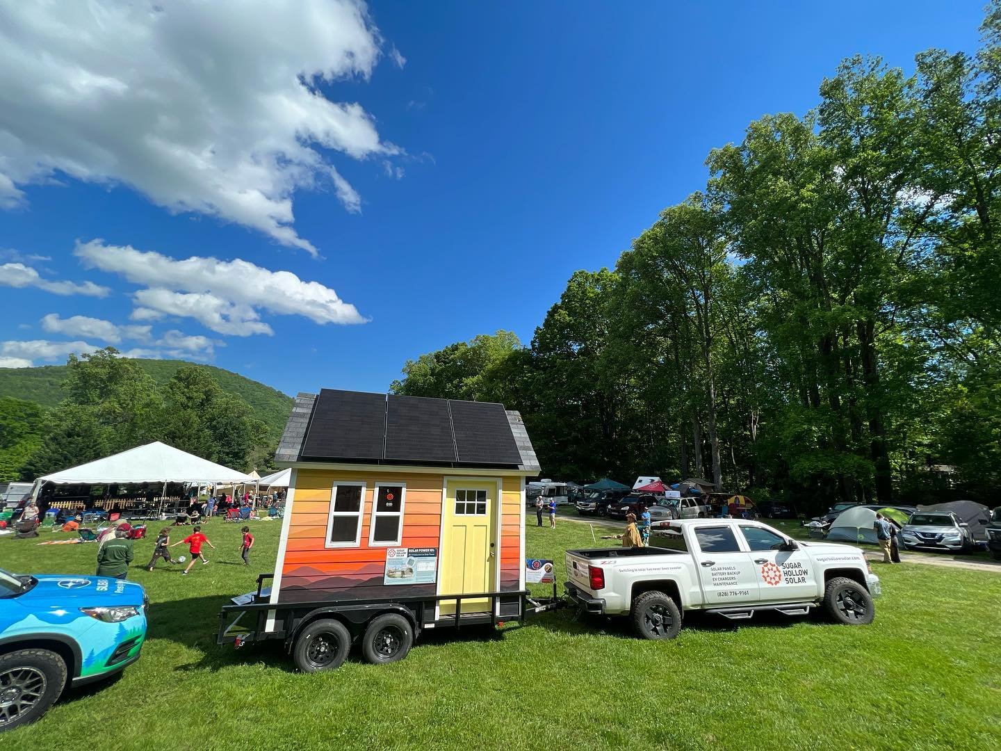 It&rsquo;s a BEAUTIFUL day out At @leafglobalarts Retreat. Stop by and check out our Sugar Hollow Power House. We&rsquo;ve got energy to share!
