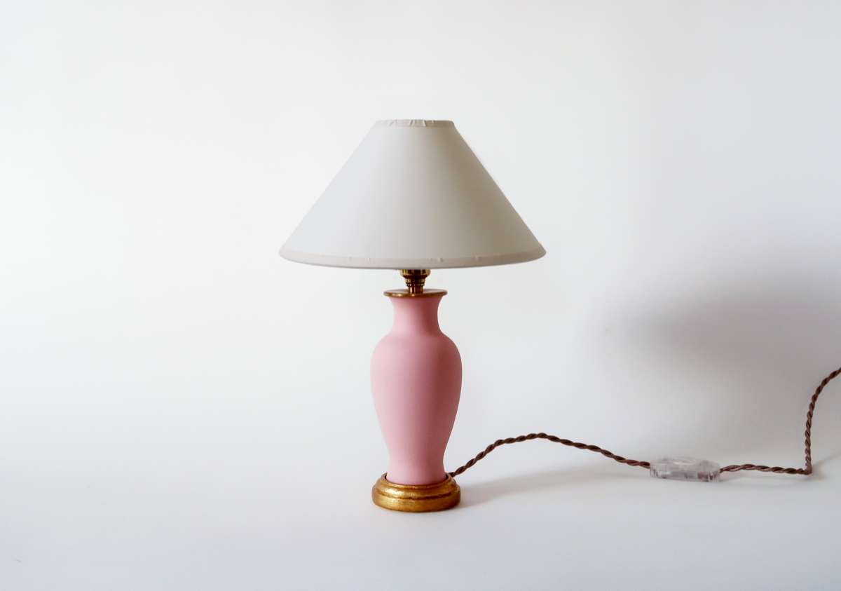 Little+Lamp+Comany+-+Fishtail+-+Pink+-+Parchment+Shade+-+Ivory.png