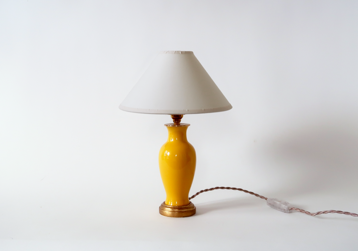 Little+Lamp+Company+-+Fishtail+-+Chrome+Yellow+-+Parchment+Shade+-+Ivory.png