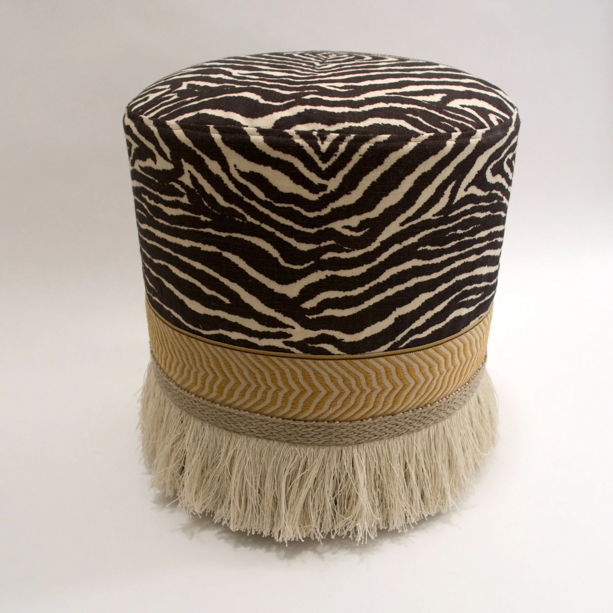 LL+-+Pouf+-+Zebra+Chic+-+2.jpeg