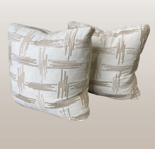 cream eltis pair.png