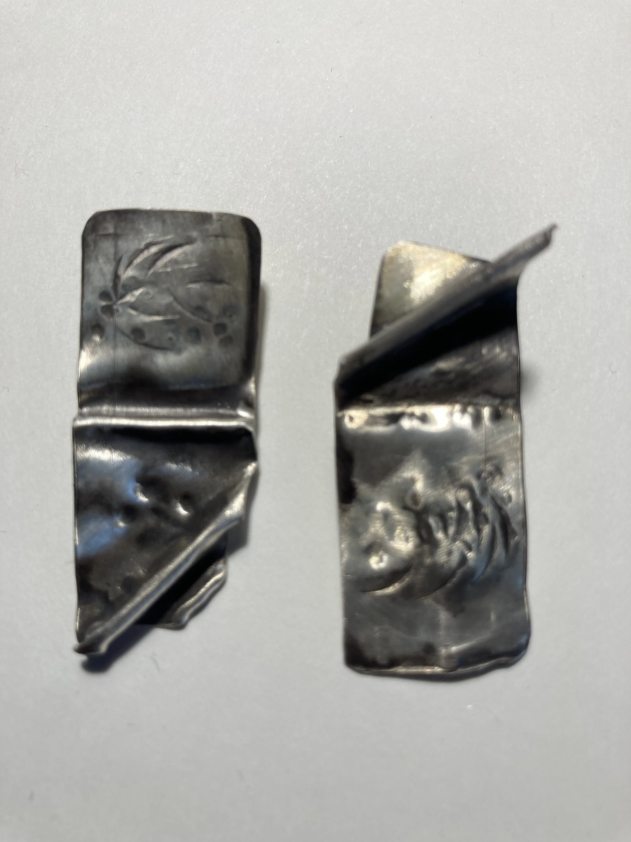 Rectangular foldform stud earrings