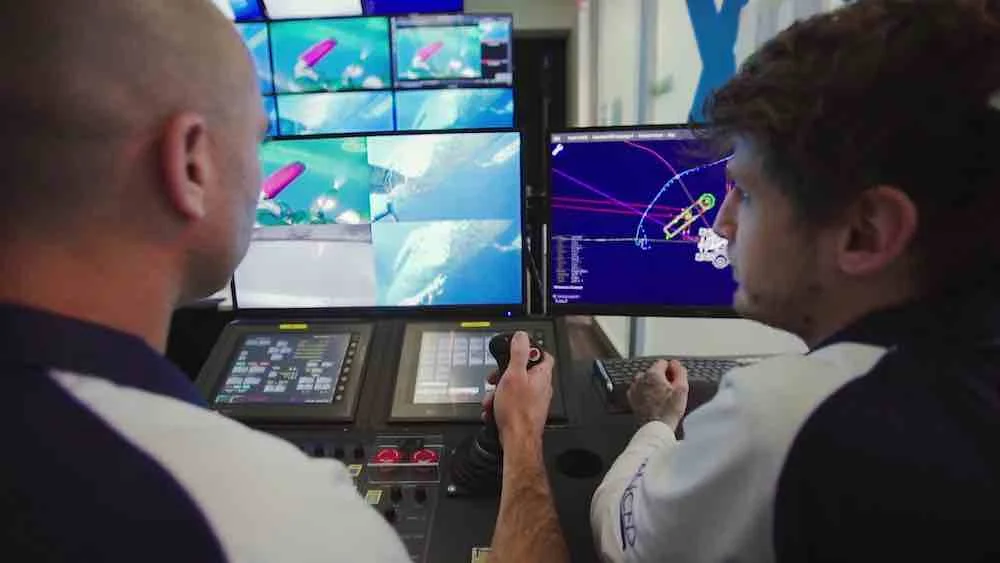 smallest ROC Remote ROV Control.jpg