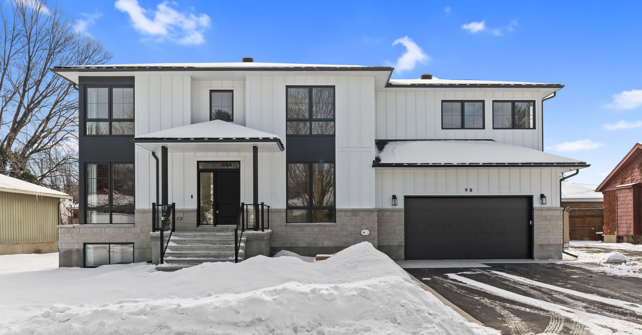 7-web-or-mls-98 Harris Place-2.jpg