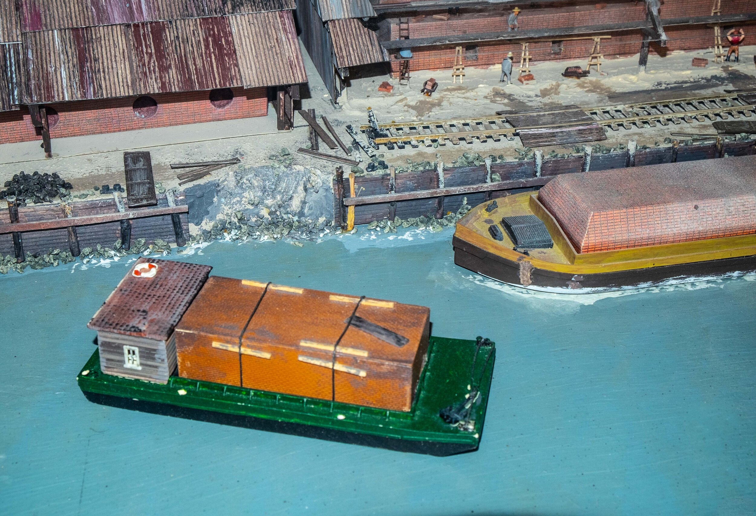 Front Room Diorama DTL Brick Barges.jpg