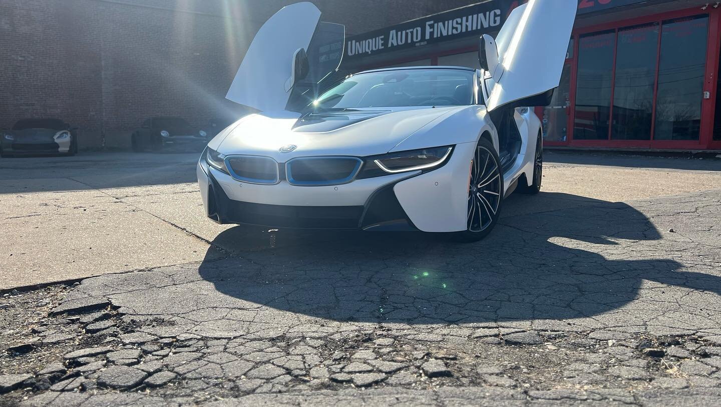 This i8 was wrapped in @3mfilms satin frozen vanilla, and topped off in @xpel fusion.