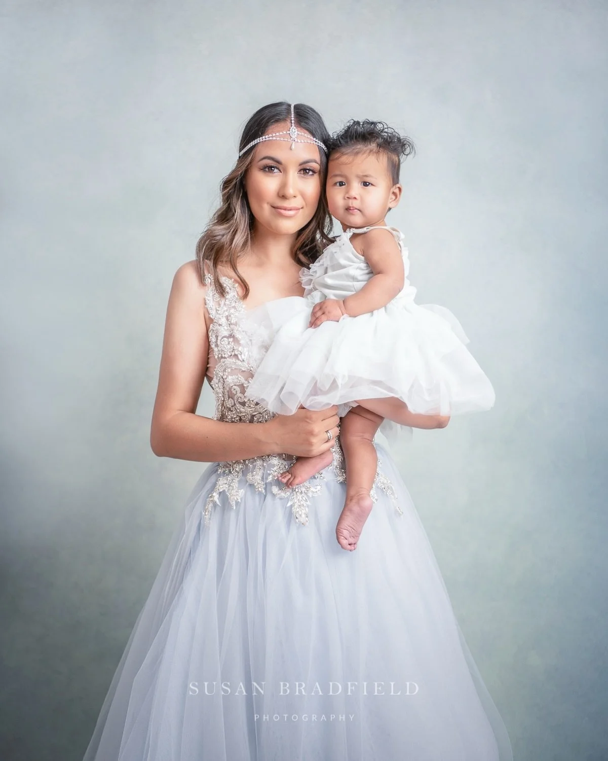 Motherhood ❤️.
Number 1 Maternity Photographer Melbourne 2026, 2025 and 2024, Top 10 Melbourne family and newborn photographer, 2026: BabyInfo
WEBSITE: www.susanbradfieldphotography.com
NOW BOOKING INTO 2026 DATES NEWBORN, MATERNITY, FAMILY Brighton 
