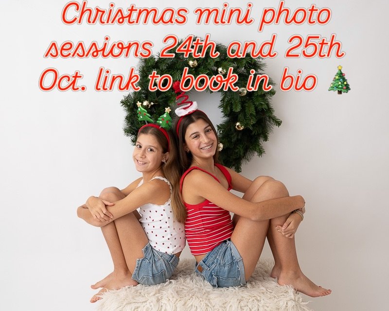 Book in now for Christmas pics 24th and 25th October 🎄🎄🎄