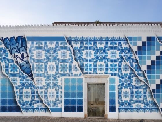Diogo-Machado-gives-Portuguese-azulejo-tiles-a-modern-twist-560x420.jpg