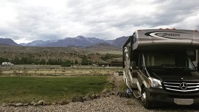 Update on the adventure from Wyoming! An afternoon of checking out sights and now watching thunderstorms roll through! #tiberonpnw #adventures #tiberonexpeditionteam #wyoming