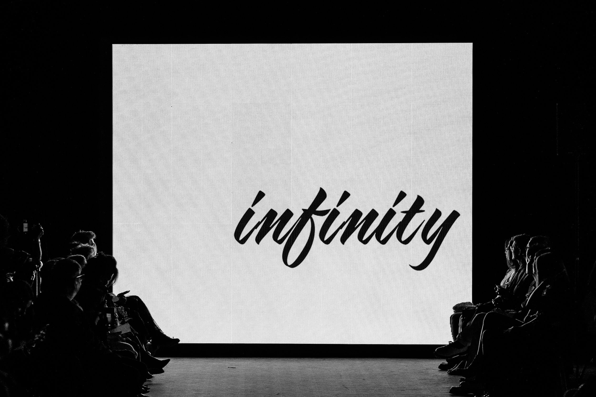 Vancouver fasion week 2022  (121).JPG