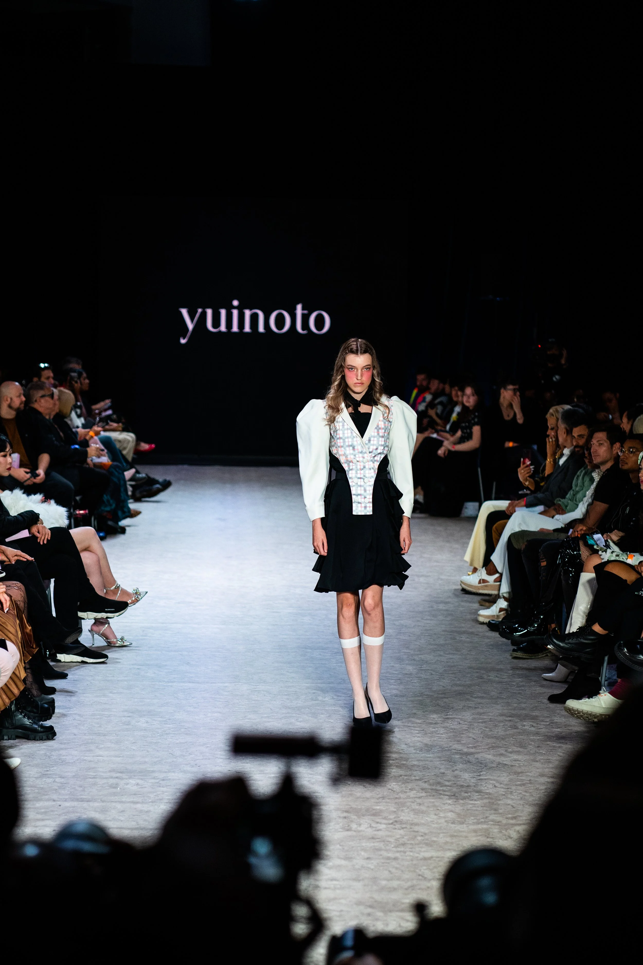 Vancouver fasion week 2022  (237).JPG