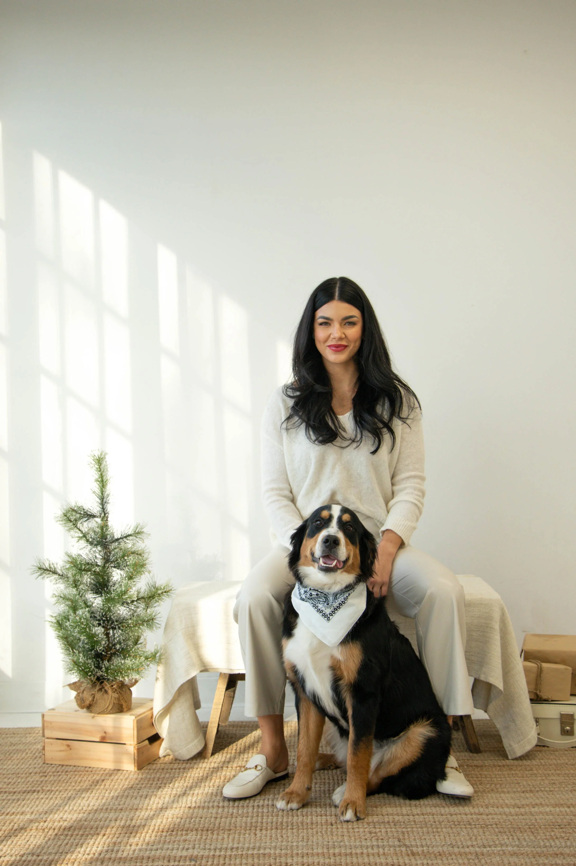 PHOTOELLYMAE.xmas.Leah&Josh.2023.-2534-Edit.jpg