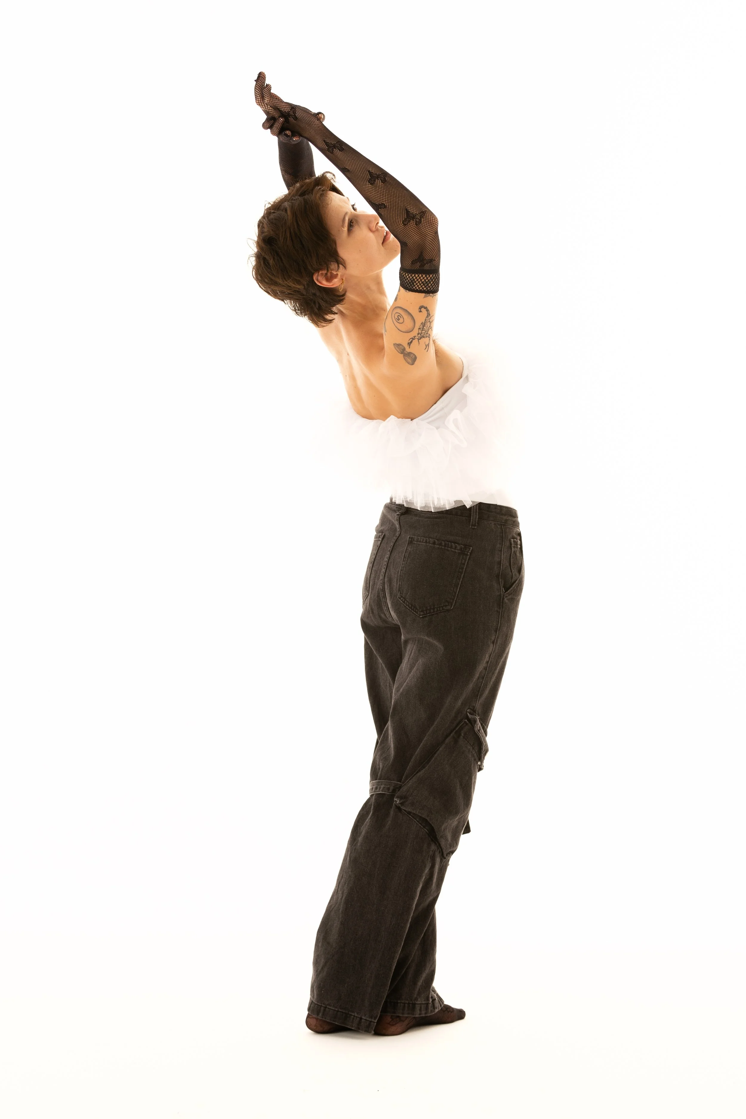 Lo_Pose_Study-050_Edit.jpg