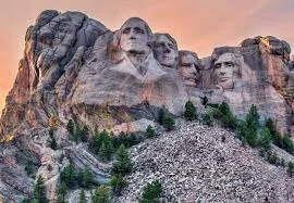 Mt. Rushmore/South Seas Trail Day