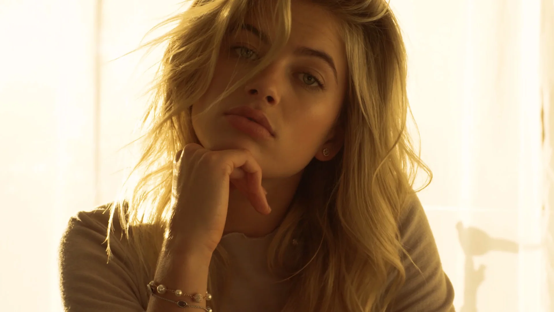 Swarovski Somewhere Else.00_00_35_21.Still014.jpg