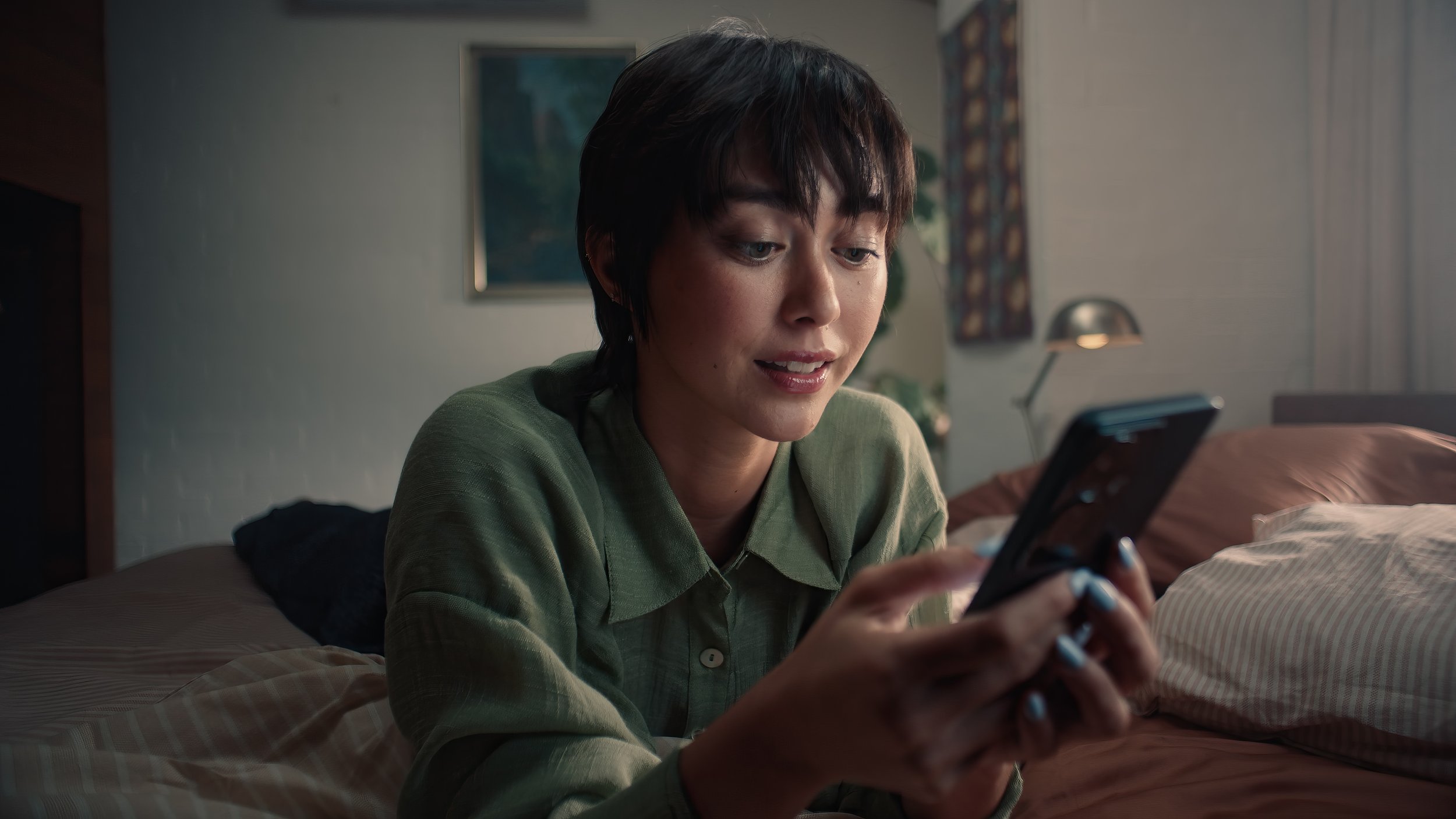 Oppo - Motion - Screen Grab - Bedroom 42.jpg