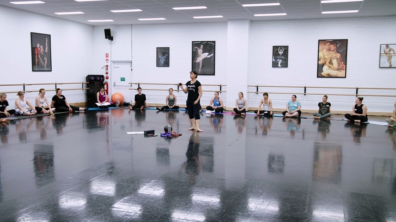 Progressive Ballet Technique 2020.mp4_snapshot_05.33.01.202.jpg