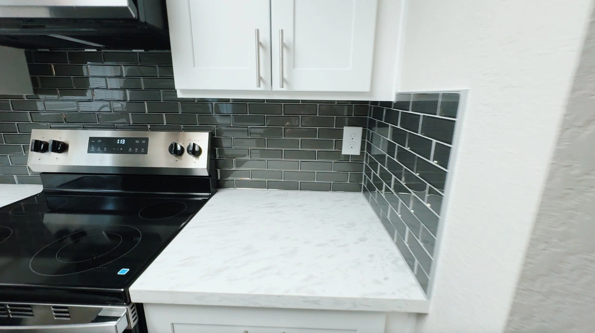 Finding Our Perfect New Home &amp; What I Got for Christmas Haul | VLOGMAS Day 27