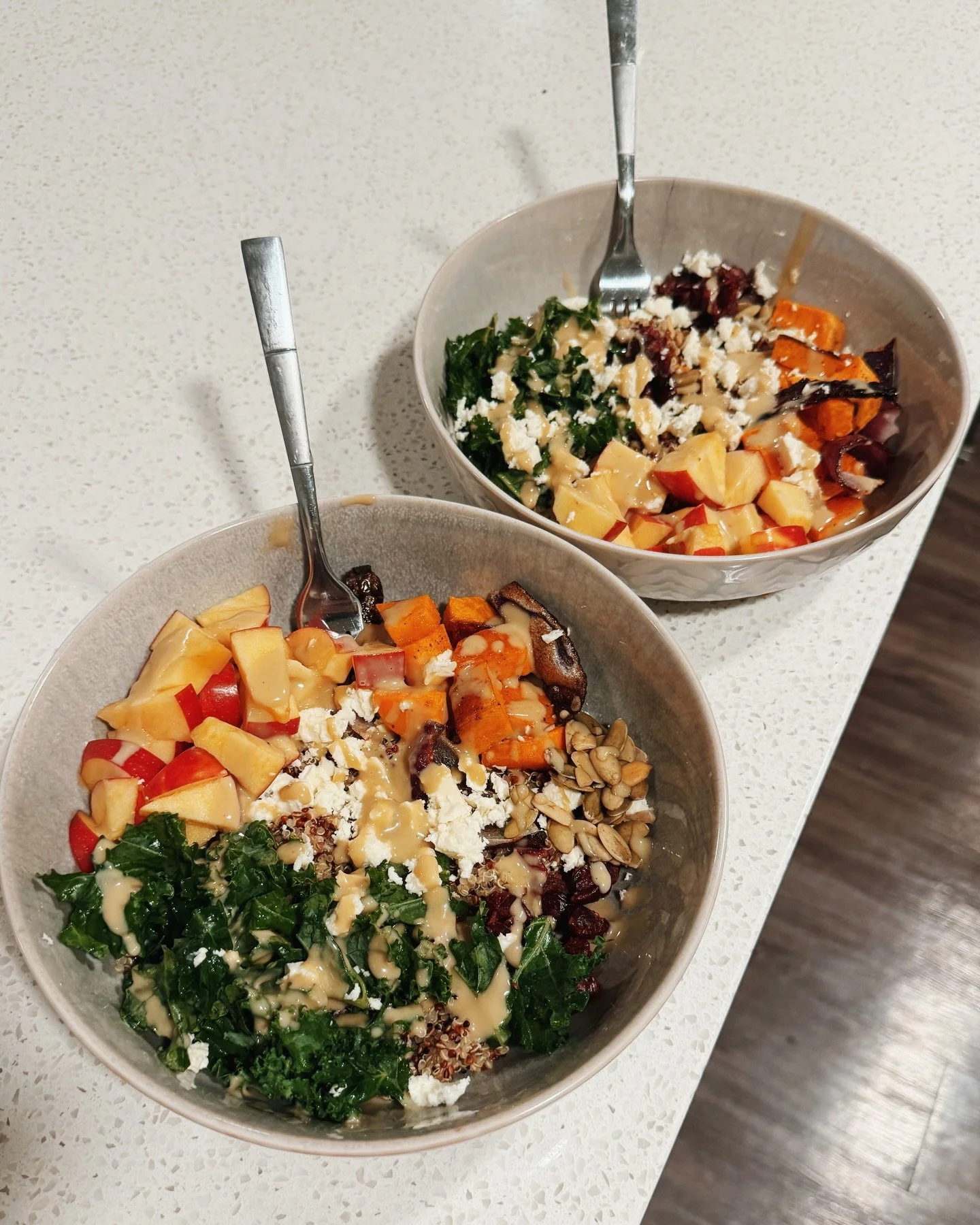 November + December said: dress warm, eat well, make the craft, say yes to the invite, celebrate the hard work, and linger a little longer. 🎄✨

#holidaymoments #olympiawashington #olympiawa #lifestyleblogger #seattleblogger