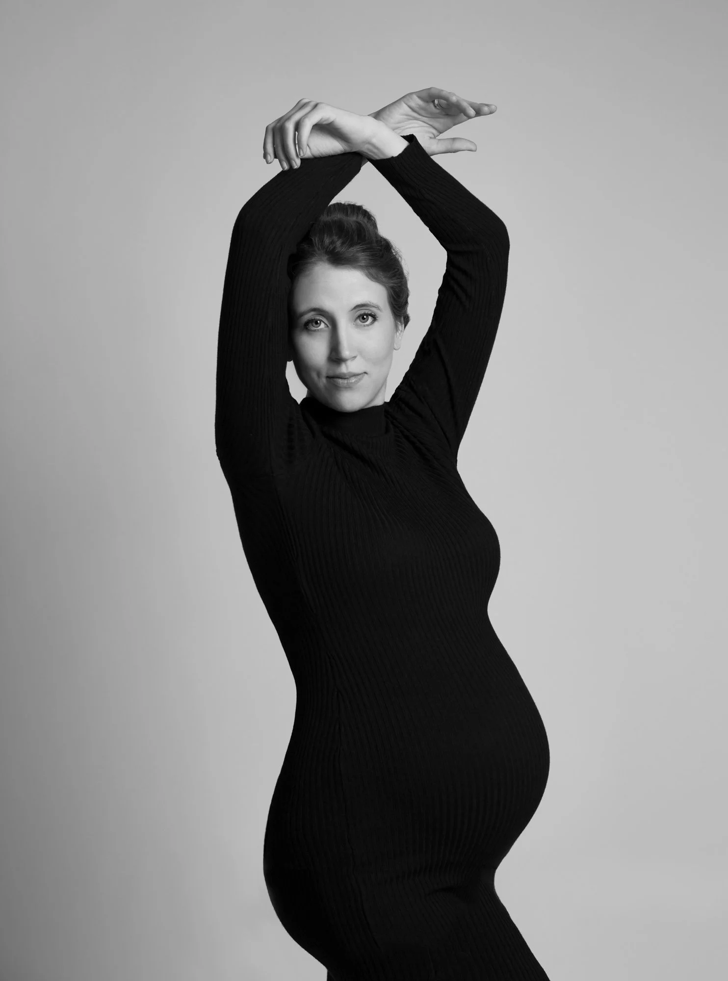 Babybauchshooting im Studio