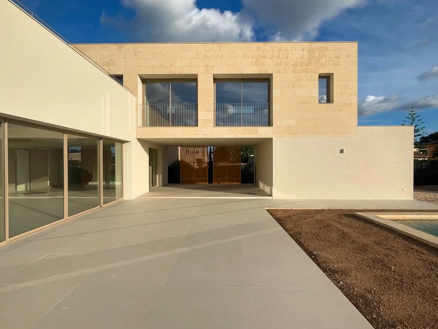 Vivienda unifamiliar en Sa Font Seca #mallorca#majorcaarchitecture #architecture#arquitecturamallorca #arquitectura#archilovers#arquitecturaespañola#arquitectosmallorca#balearicislands