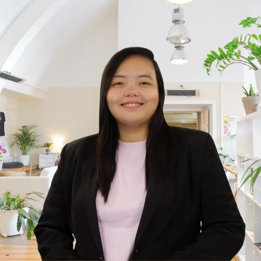   Julie is a seasoned Administrative Assistant with extensive experience supporting business owners and CEOs in the property sector. Skilled in project management and administrative tasks, she ensures efficient office operations with exceptional customer service.  