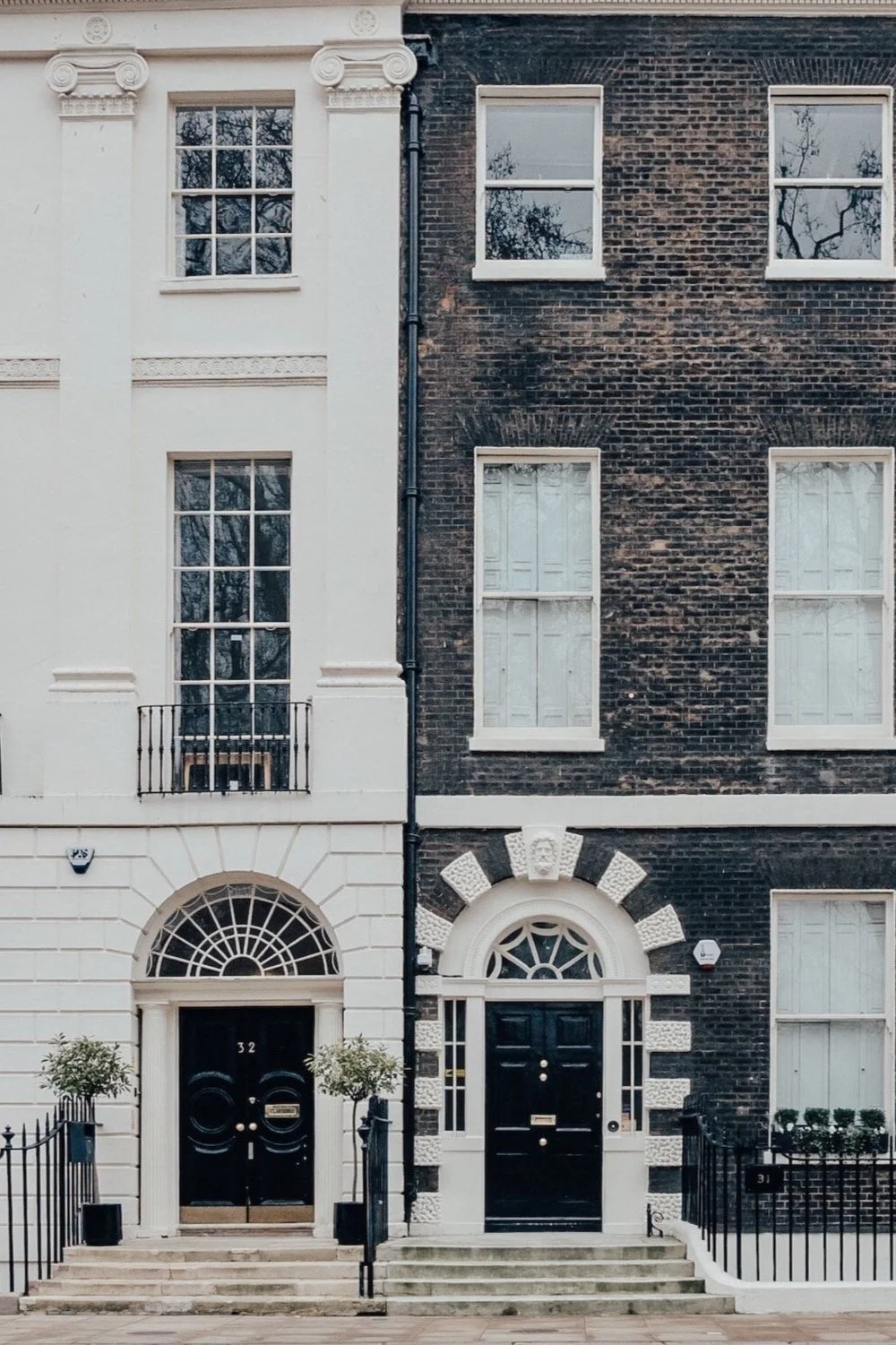Navigating Trends and Resilience: Insights into the Global Luxury Property Market