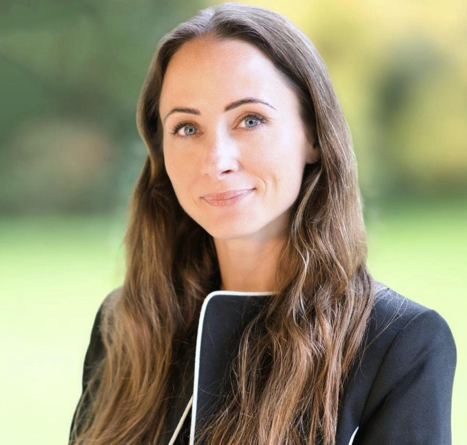   Amy is the Founder of  Allmarsh, an agency specialising in crafting strategies, producing content, managing social media, and delivering campaigns that businesses often lack the time or expertise to handle effectively. With her extensive experience in luxury property, marketing, and client management, Her strategic approach will be invaluable as we continue to grow and engage with our vibrant community of luxury property professionals.  