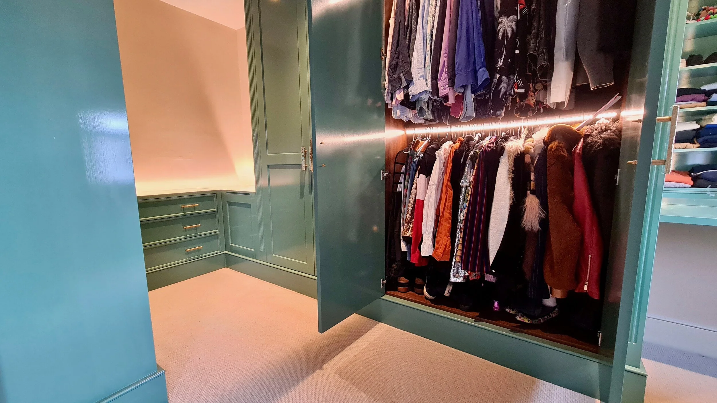 Young and Dengel Dressing Room 37.jpg