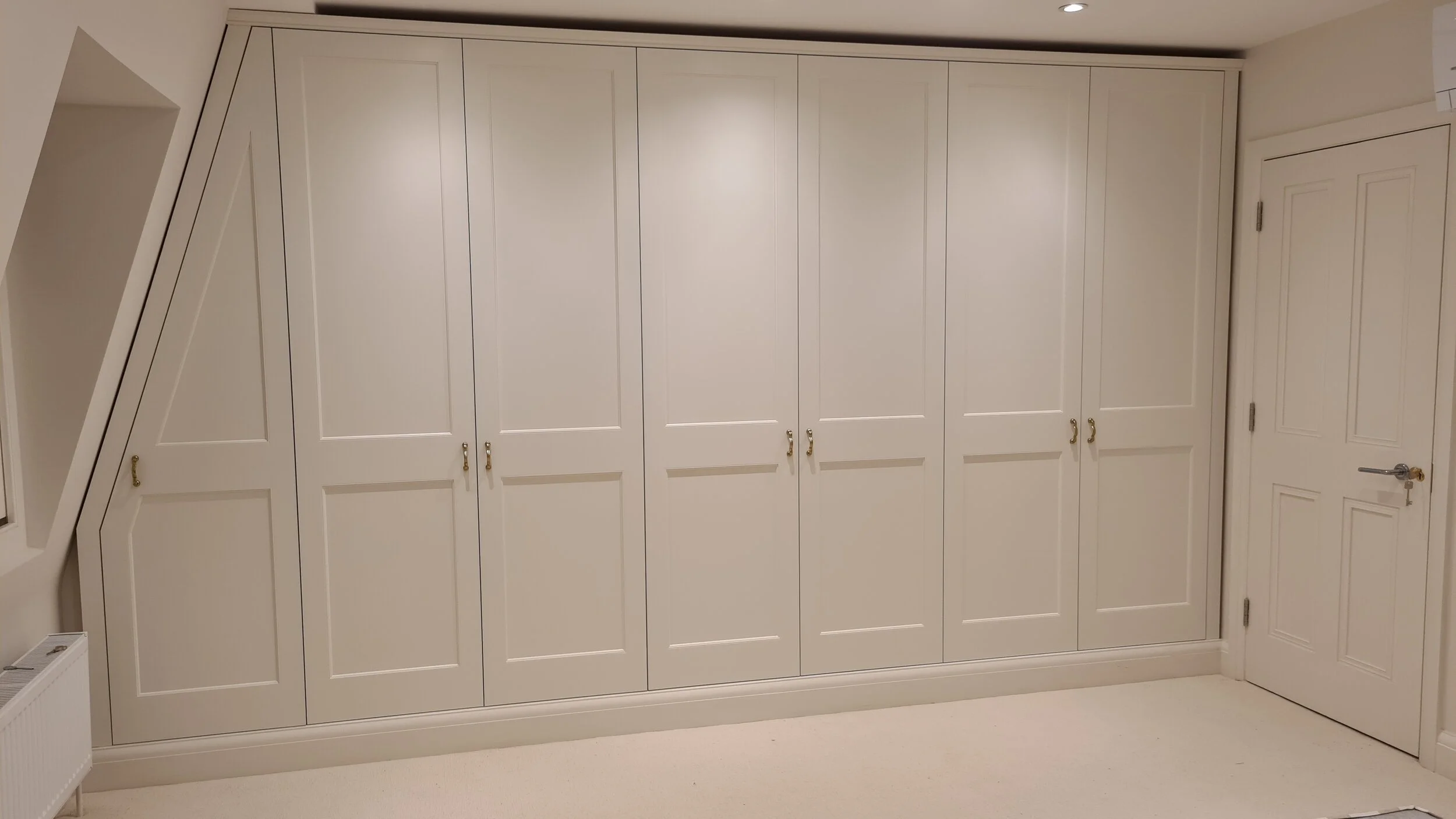Young and Dengel Fitted Wardrobes 1.jpg